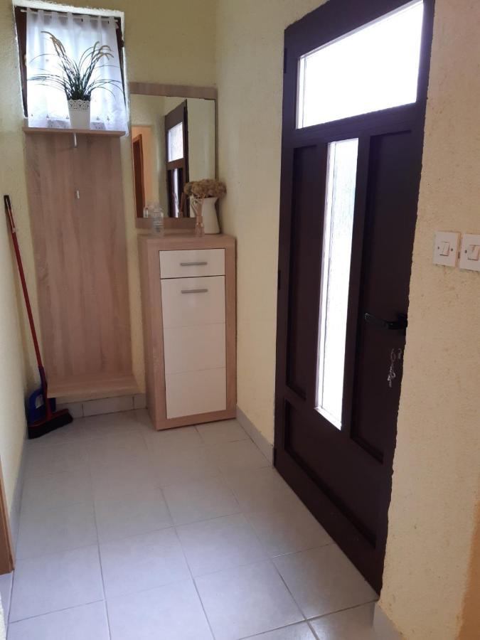 נייביצה Apartment Margareta By El-Pi Tours מראה חיצוני תמונה