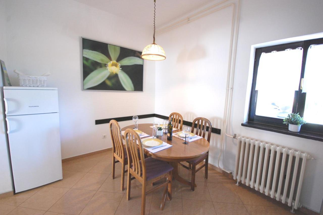 נייביצה Apartment Margareta By El-Pi Tours מראה חיצוני תמונה