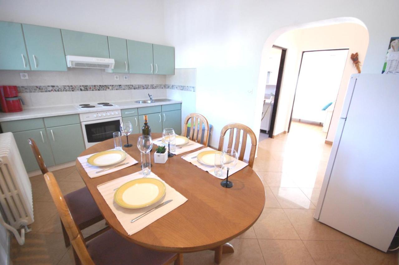 נייביצה Apartment Margareta By El-Pi Tours מראה חיצוני תמונה